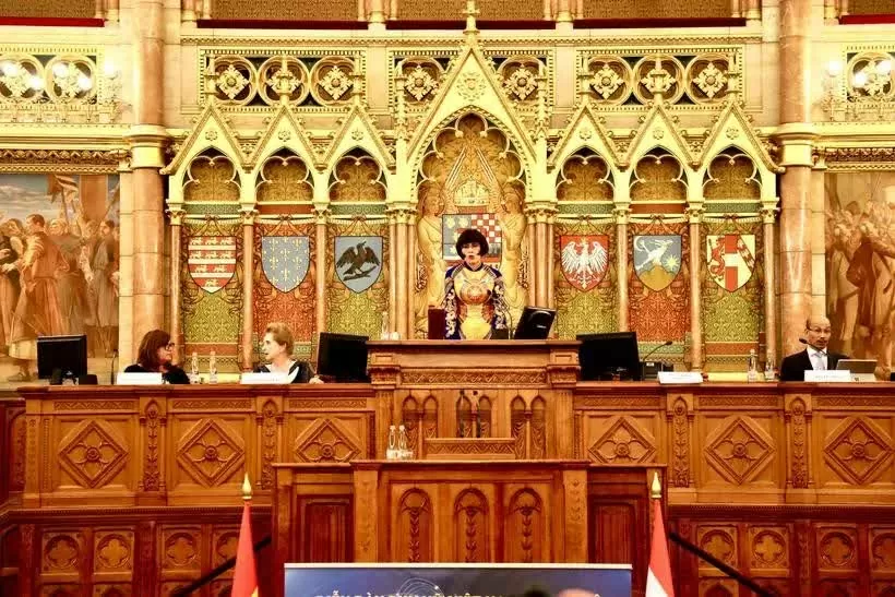 Vietnamese women discuss ways to promote traditional values abroad Vietnamese women discuss ways to promote traditional values abroad