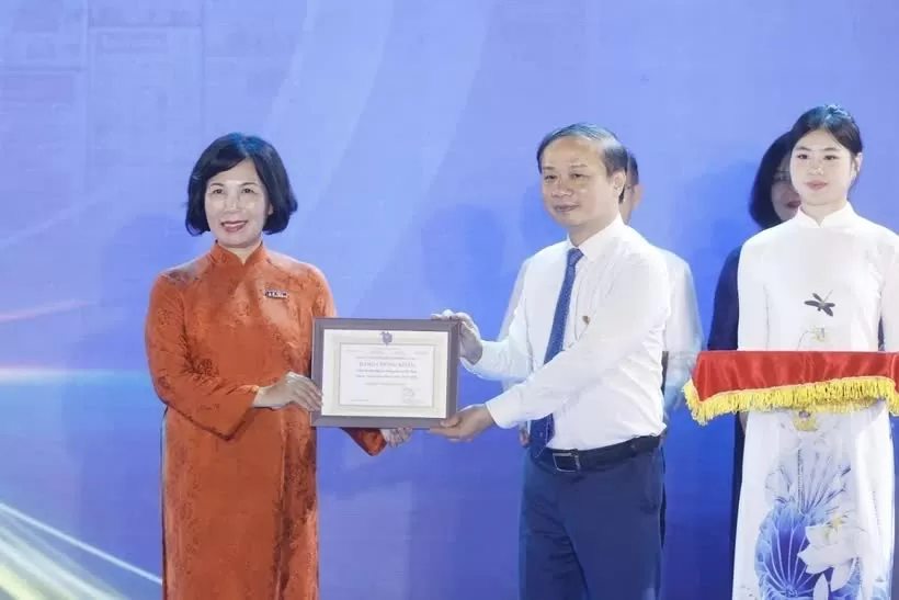 National Press Festival wraps up with top honours for Vietnam News Agency National Press Festival wraps up with top honours for Vietnam News Agency
