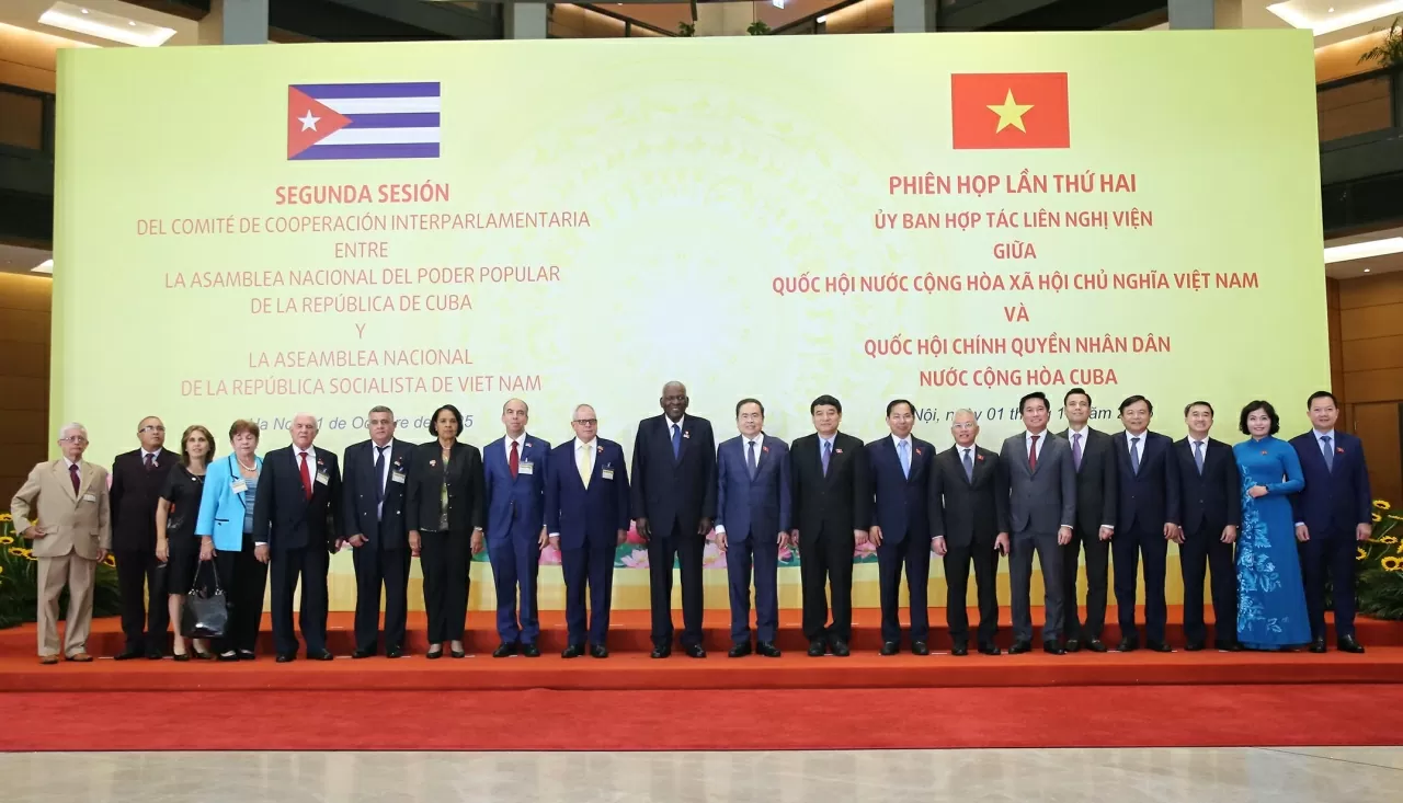 NA Chairman Tran Thanh Man and Cuban top legislator co-chair 2nd session of Vietnam-Cuba Inter-Parliamentary Cooperation Committee
