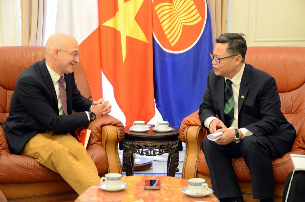 Vietnamese Ambassador discusses nuclear energy cooperation with Assystem Vietnamese Ambassador discusses nuclear energy cooperation with Assystem