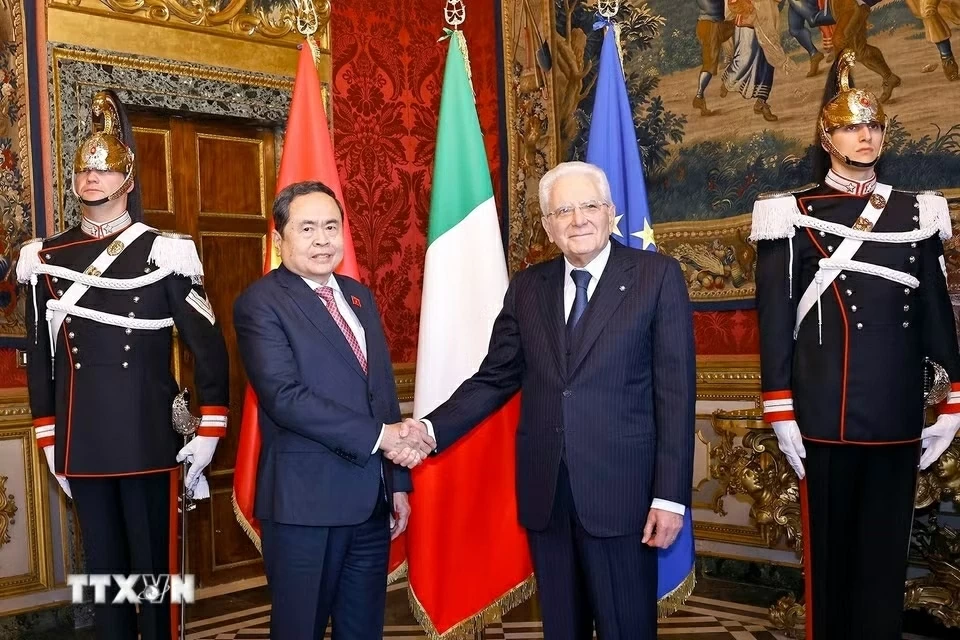 National Assembly Chairman Tran Thanh Man meets Italian President Sergio Mattarella
