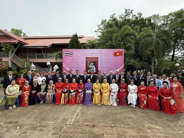 Ho Chi Minh in the spiritual life of Vietnamese people in Thailand