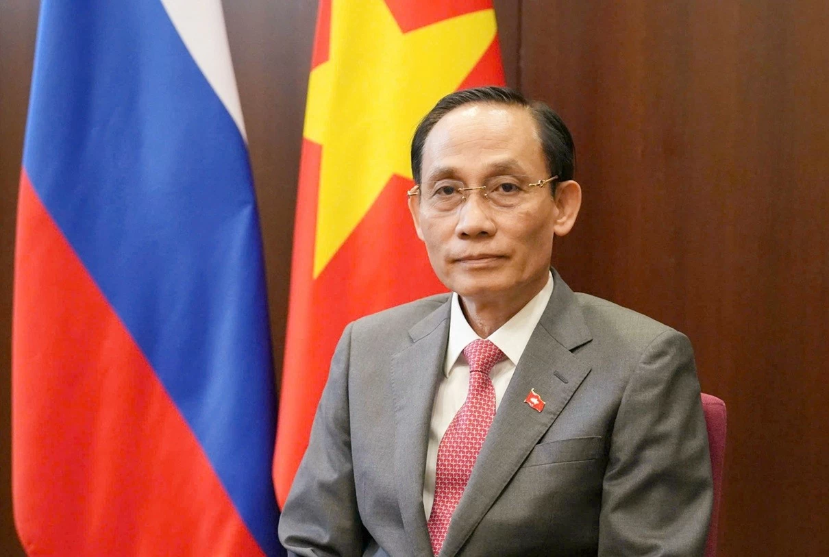 ASEAN-Russia Commemorative Summit concludes successfully with positive and comprehensive outcomes: FM Le Hoai Trung ASEAN-Russia Commemorative Summit concludes successfully with positive and comprehensive outcomes: FM Le Hoai Trung