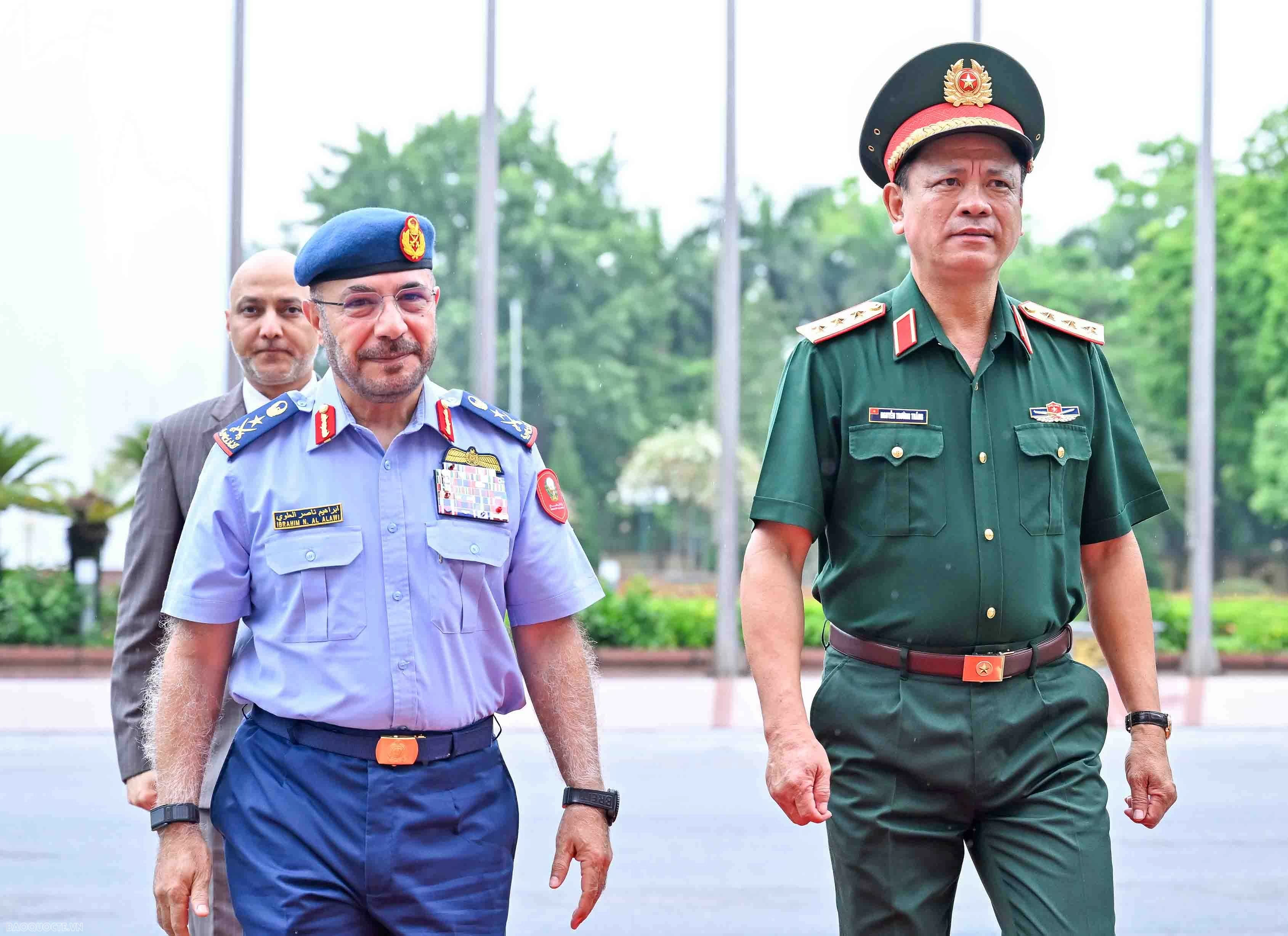 Vietnam, UAE Defence Deputy Ministers hold talks, promote defence industry cooperation