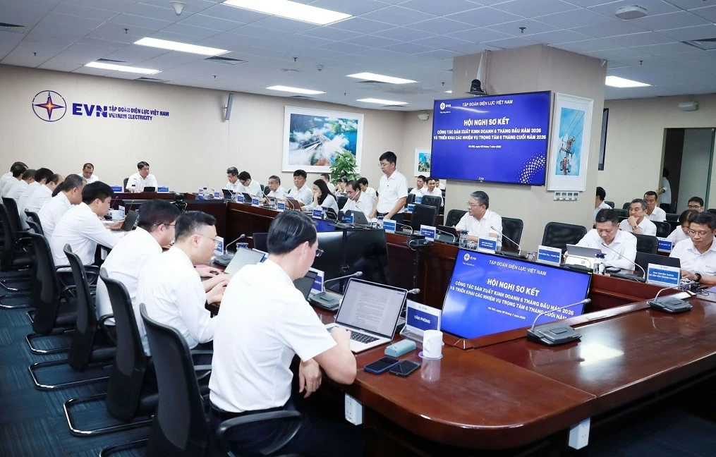 EVN ensures safe, stable power supply in the first half of the year and proactively plans ahead