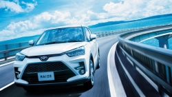Toyota Raize 2022 có thêm động Hybird cơ mới