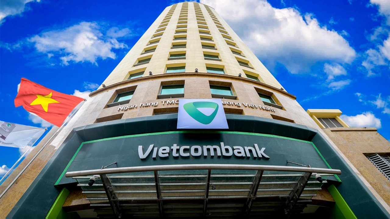 Vietcombank năm 2021 - Vững tin vượt khó