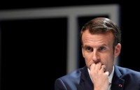Liên tiếp 3 thành viên chính phủ Pháp đệ đơn xin từ chức
