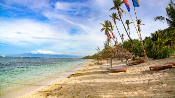 Bộ Du lịch Philippines đề xuất 'hành lang xanh' để đón du khách đã tiêm vaccine Covid-19