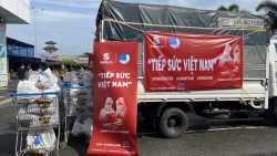 SABECO hỗ trợ tuyến đầu chống dịch Covid-19 và những người có hoàn cảnh khó khăn