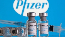 Nam Phi phê duyệt tiêm vaccine Covid-19 của hãng Pfizer cho trẻ em từ 12 tuổi trở lên