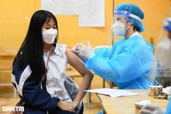 Covid-19 sáng 24/11: Hơn 2 triệu trẻ được tiêm vaccine, 2 địa phương ghi nhận ca mắc kỷ lục, Việt Nam tổng hợp thành công hợp chất để sản xuất thuốc