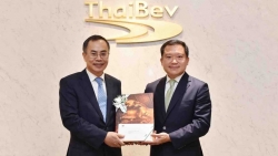 Đại sứ Việt Nam tại Thái Lan Phan Chí Thành thăm làm việc Tập đoàn ThaiBev