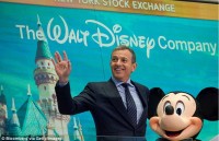 Walt Disney mạnh tay chi thưởng cho nhân viên