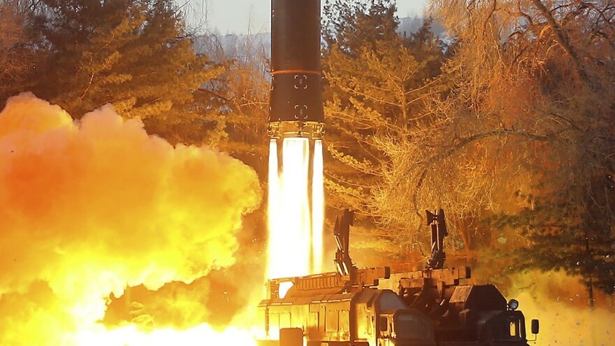 Triều Tiên phóng tên lửa: Đức phản ứng mạnh, Mỹ-Anh-Pháp viện đến HĐBA, LHQ lên tiếng