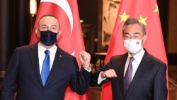 Ngoại trưởng Thổ Nhĩ Kỳ thăm Trung Quốc, tuyên bố sẵn sàng kết nối với Vành đai và Con đường