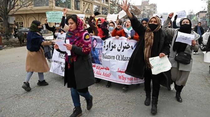 Taliban cứng rắn chống lại phụ nữ biểu tình ở Afghanistan