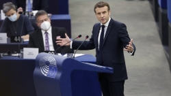 Đến Nghị viện châu Âu nêu loạt ưu tiên trong nhiệm kỳ Chủ tịch EU, Tổng thống Pháp bị phản pháo... lạ
