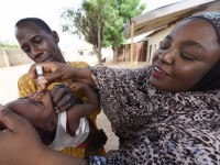 ​Vaccine phòng bệnh cứu hàng chục triệu người thoát nghèo