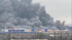 Tình hình Ukraine: Phe ly khai dọa tấn công Mariupol, tình báo Anh nói Nga bị cầm chân, Đức tính bơm hàng nghìn tên lửa cho Kiev