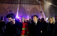Tổng thống Pháp: "Hiện không phải lúc dành cho chính trị"