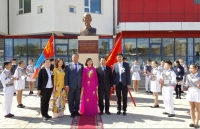 Đại sứ quán Việt Nam tại Mông Cổ dâng hoa kỷ niệm ngày sinh nhật Bác