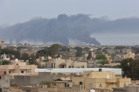 Libya: Lại tấn công tên lửa vào Tripoli, nhiều dân thường thương vong