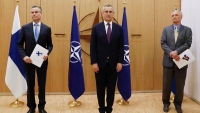 Phần Lan và Thụy Điển chính thức đệ đơn xin gia nhập, NATO nói 'thời khắc lịch sử, cần nắm giữ'