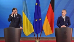 Đức thẳng thừng từ chối đề nghị cấp vũ khí của Ukraine, hứa giúp Kiev không bị 'ra rìa' vì Dòng chảy phương Bắc 2