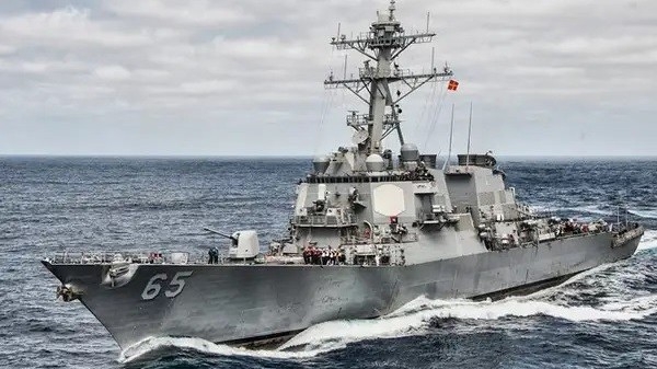Mỹ xác nhận tàu khu trục USS Benfold đã vào Biển Đông