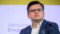 Ukraine hy vọng cánh cửa NATO 'vẫn mở' cho Kiev, Anh nói Nga phải chịu trách nhiệm về xung đột
