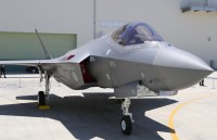 Nhật Bản sẽ mua thêm 100 máy bay tàng hình F-35 của Mỹ