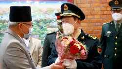 Trung Quốc đua nhau với Ấn Độ 'quyến rũ' Nepal