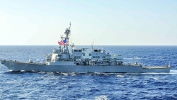 Tàu chiến Mỹ trang bị tên lửa lại đi qua Eo biển Đài Loan, Trung Quốc lại phản ứng