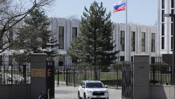 54 nhà ngoại giao Nga có lịch rời Mỹ, Washington 'thanh minh'