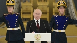 Tổng thống Nga khẳng định điều 'hơn cả nghiêm trọng với Moscow', chặn NATO hướng Đông; Ukraine phản pháo