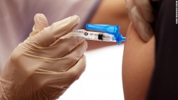 Mỹ cam kết người di cư bất hợp pháp cũng được tiếp cận vaccine ngừa Covid-19