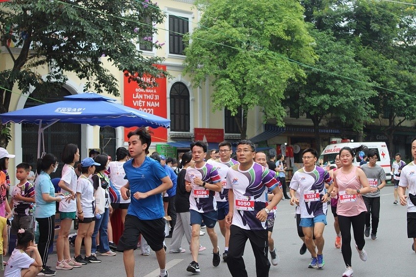 Giải chạy Pháp ngữ tôn vinh vai trò của phụ nữ