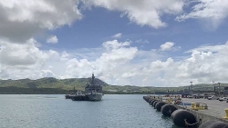 Hai tàu chiến Ấn Độ đã đến Guam, 'đề pa' tập trận Malabar