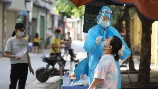 Bộ trưởng Bộ Y tế giải thích tại sao cần thần tốc xét nghiệm Covid-19 diện rộng