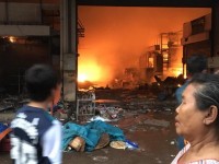 Cháy lớn tại chợ của người Việt tại Lào