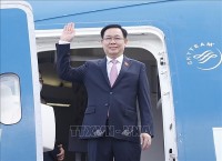 Chủ tịch Quốc hội Vương Đình Huệ lên đường thăm chính thức Lào