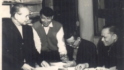 Đại sứ Nguyễn Khắc Huỳnh: Nhà phân tích chính trị ngoại giao tài ba