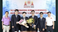 Bốn thí sinh Việt Nam dự thi Olympic Tin học quốc tế 2022 giành huy chương