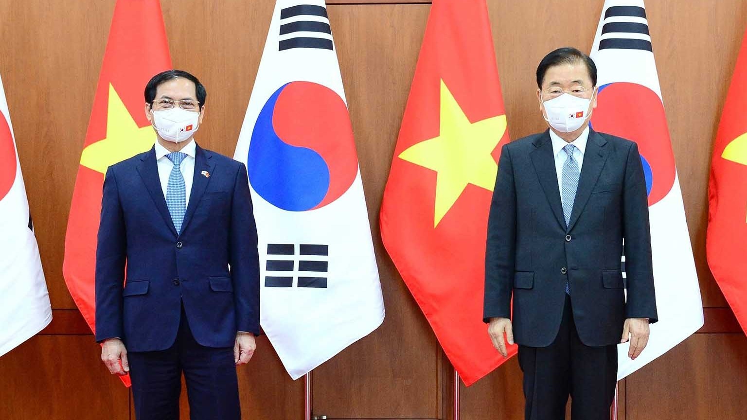 Bộ trưởng Ngoại giao Bùi Thanh Sơn thăm chính thức Hàn Quốc: Củng cố nền tảng vững chắc, mở ra triển vọng tốt đẹp