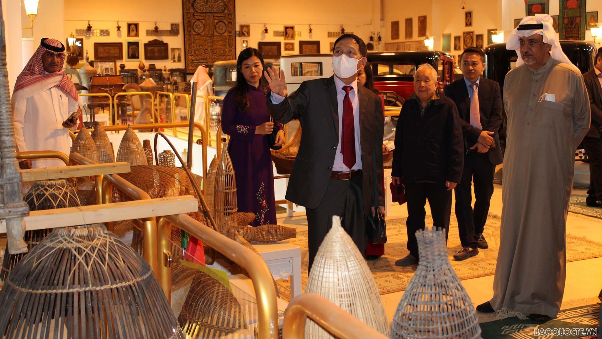 Khai trương Góc ngư cụ truyền thống của Việt Nam tại Saudi Arabia