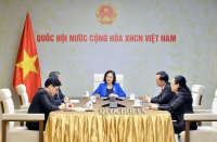 Chủ tịch Quốc hội Nguyễn Thị Kim Ngân điện đàm với Chủ tịch Quốc hội Lào