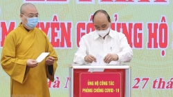 Chủ tịch nước Nguyễn Xuân Phúc kêu gọi cả nước chung tay, đẩy lùi dịch Covid-19
