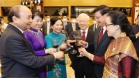 Đón, tiếp nguyên thủ quốc gia đồng thời là người đứng đầu đảng cầm quyền thăm chính thức theo hai chức danh (Phần 2)