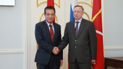 Đại sứ Đặng Minh Khôi thăm làm việc tại St. Petersburg